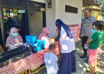 Antusias Vaksin di Desa Lemahabang Kulon