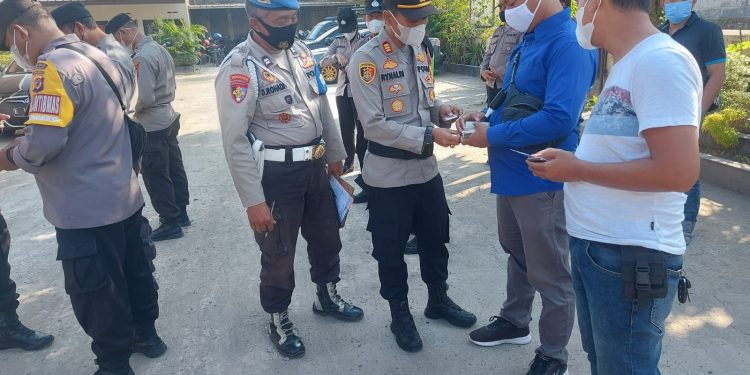Kapolsek Depok Gelar Gaktiplin Anggota Polsek Depok