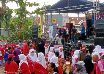 Peringati HUT Kemerdekaan RI Ke 77, Pemerintah Kecamatan Ciledug Gelar Jalan Sehat