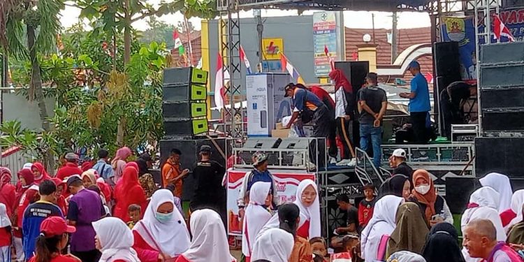 Peringati HUT Kemerdekaan RI Ke 77, Pemerintah Kecamatan Ciledug Gelar Jalan Sehat
