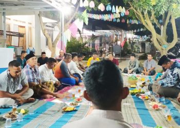 Doa Bersama di Malam Tujuhbelasan di Desa Rambatan Wetan Indramayu Mirip Baritan