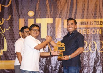 Kapolresta Cirebon Raih Penghargaan IJTI Cirebon Raya Award 2022