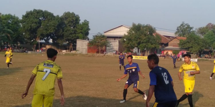 Pemdes Desa Kalibaru Gelar Turnamen Sepak Bola Pusaka Cup Tahun 2022