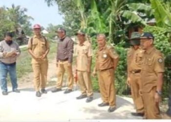 Camat Bongas Monitoring Kinerja Kuwu
