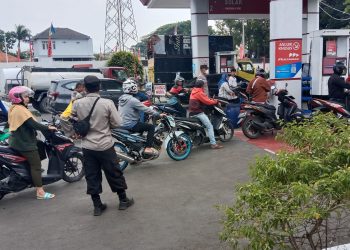 Antisipasi Gangguan Kamtibmas Pasca Kenaikan Harga BBM, Polresta Cirebon Siagakan Personel di SPBU