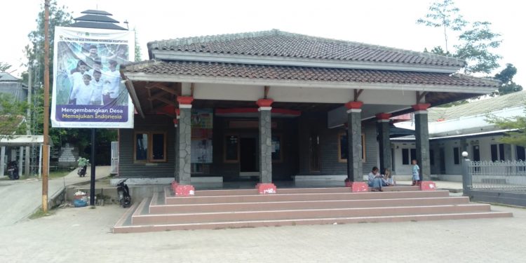 Kuwu Oom Komarudin Berharap Desa Cikalahang Menjadi Desa Wisata