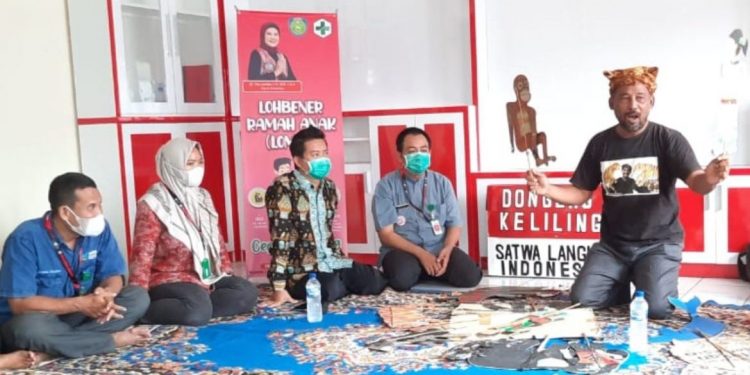Cegah Stunting, Puskesmas Lohbener Gandeng Pendongeng Keliling Asal Indramayu