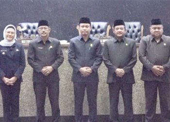 DPRD dan Bupati Indramayu Tandatangani Raperda Perubahan APBD Kabupaten Indramayu TA. 2022