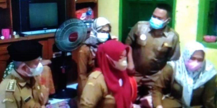 Dokmaru Puskesmas Bongas Kunjungi Penderita Dikediamannya