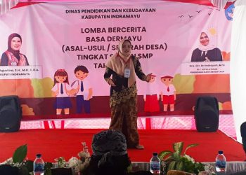 100 Siswa SD/SMP di Indramayu Antusias Ikut Lomba Bercerita Basa Dermayu