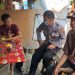 Personil Polsek Losari melakukan sambang dialogis dan sosialisasi kepada warga tentang kenaikan harga BBM Bersubsidi