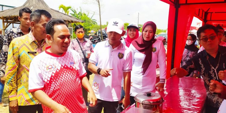 Aneka Jajanan Khas Sindang dan Produk UMKM Dipamerkan saat Festival Kuliner Nyi Endang Dharma Ayu