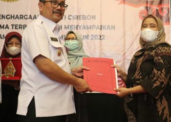 Penyerahan Penghargaan Pemenang Perusahaan PMA/PMDM