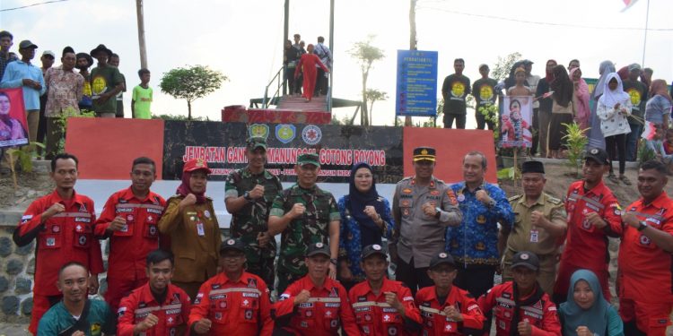Jembatan Gantung Desa Karangasem Program BSMSS 2022 Diresmikan