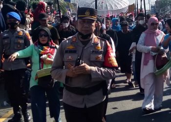 Jalan Raya By Pass Pantura Serang Jamblang Macet  Hampir Satu Jam