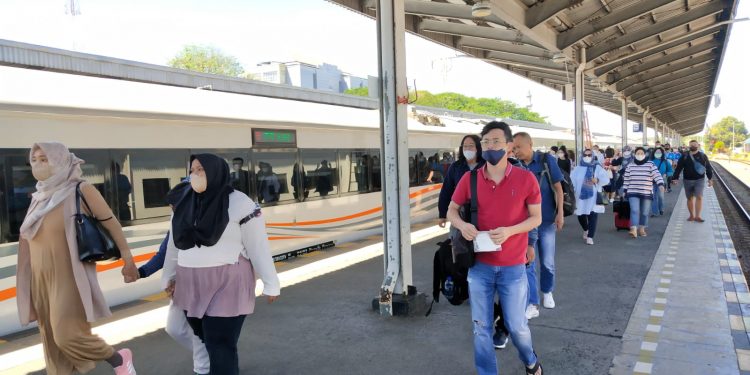 KAI Daop 3 Cirebon Berlakukan Tarif Murah pada Kelas Eksekutif Mulai Rp30.000