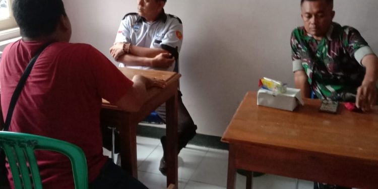 Tarik Iuran Sampah Kepada Warga, Pemdes Slangit Diduga Akui Masih Nombok Bayar Petugas Sampah