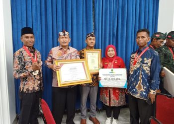 2 Desa di Kabupaten Indramayu Peroleh Penghargaan Desa Sadar Hukum