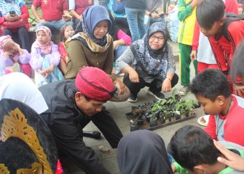 Siswa dari 11 SD di Wilayah Kecamatan Sindang Isi Sabtu Ceria di Taman Tjimanoek