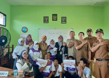 Siswa SLBN 2 Indramayu Jadi Penyelenggara Pemilu