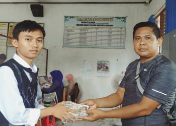 Peduli Gempa Cianjur, Keluarga Besar SMK Dwi Bhakti Ciledug Kompak Gelar Penggalangan Donasi