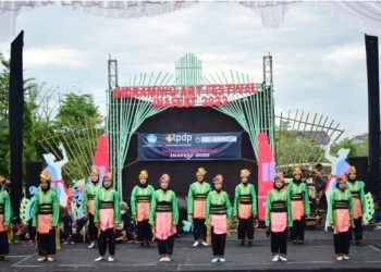 Taman RTH Jatibarang Gelar Indramayu Art Festival 2022, Pementasan Kesenian Tradisional