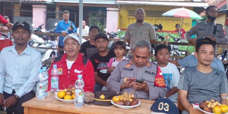 WKA FC Gondol Tropi Juara Open Turnamen Kuwu CUP 1 Desa Sumber Kidul