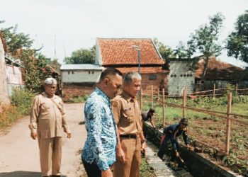 Pemdes Cilengkrang Gelar Program Padat Karya Disnaker Kabupaten Cirebon