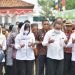 Ziarah ke Makam Pionir Transmigrasi, Kemendes PDTT RI dan Pemkab Indramayu Lakukan Tabur Bunga dan Doa Bersama