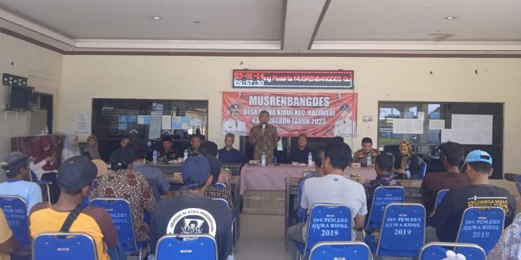 Tahun 2023, Ketua RT Desa Guwa Kidul Minta Difasilitasi Handphone Oleh Pemdes