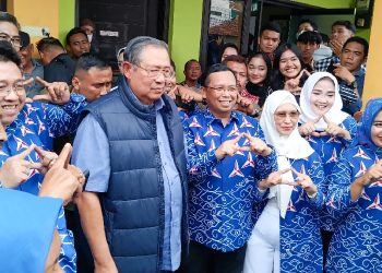 SBY Ketagihan Nasi Jamblang Khas Cirebon