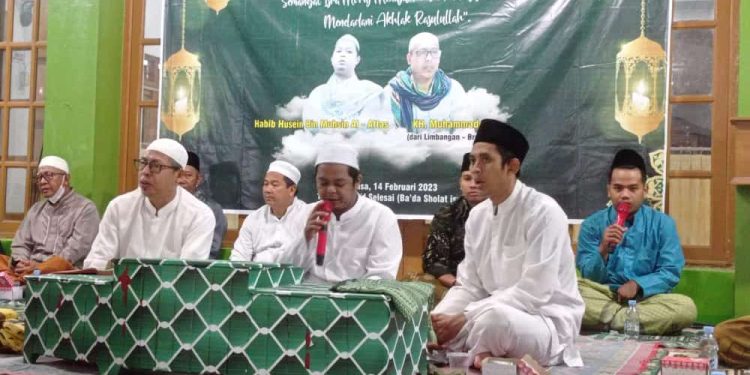Habib Husein bin Muksin Alatas Pimpin Peringatan Isra Mi’raj di Masjid Baitul Mu’minin Gebang