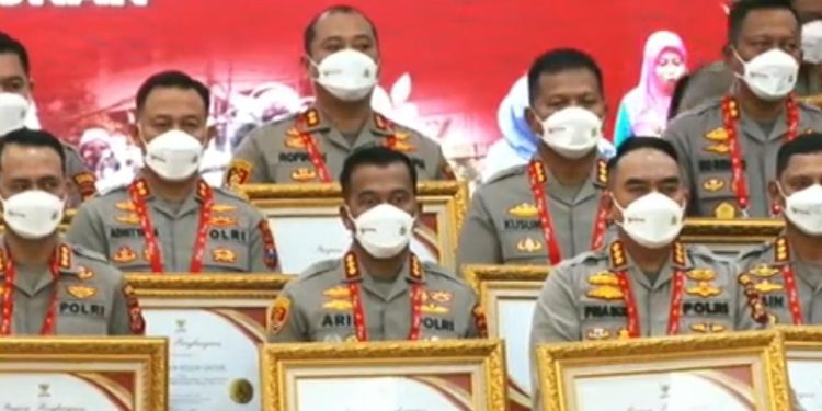 Polresta Cirebon Kembali Diganjar Penghargaan dari Kementerian PANRB.
