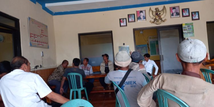 Belasan Warga Desa Luwung Kencana Diminta Penjelasan Terkait Dugaan Pungli UMKM Tahun 2020 dan 2021