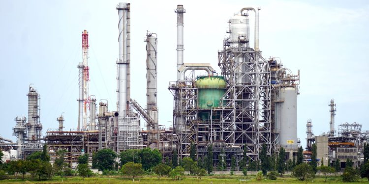 Jangan Panik Kekurangan Pasokan BBM, RU VI Balongan Jamin Kelancaran Pasokan BBM Ke Plumpang