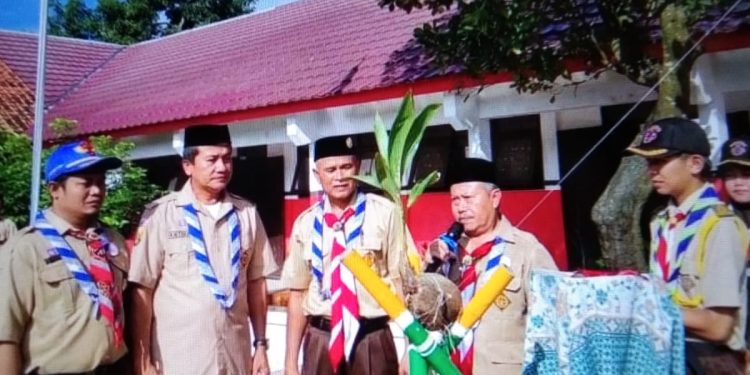 SDN1 dan SDN 2 Kereta Mulya Adakan Kegiatan Pramuka