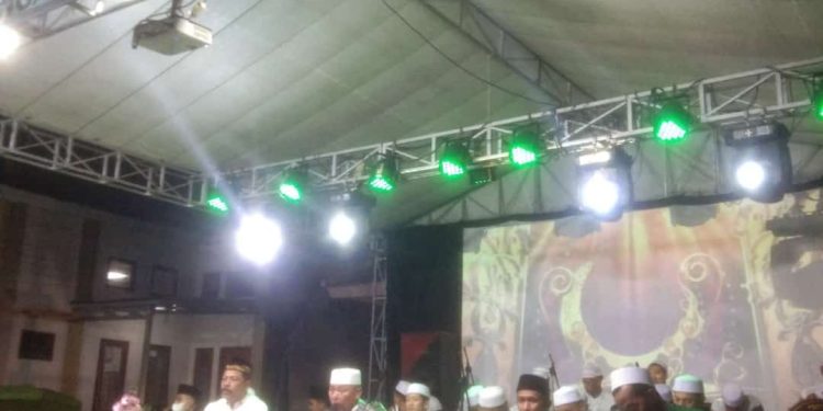Ribuan Orang Kunjungi Playangan Bersholawat Jilid 2