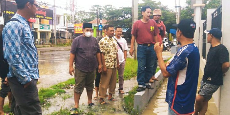 Terancam Pidana, DPUTR Layangkan Surat Teguran Bangunan Liar Jalan Raya Sigong