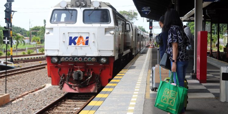 Komitmen KAI, Perjalanan KA di Masa Angkutan Lebaran 2023 Aman dan Nyaman