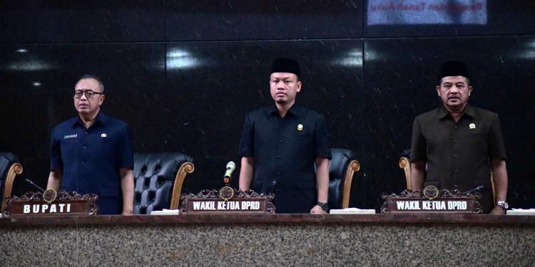 Sekda Indramayu Sampaikan Jawaban Bupati Atas Pemandangan Umum Fraksi-fraksi Terhadap LKPJ Tahun 2022