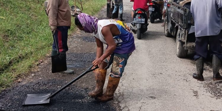 Bulan Ini, Dinas PUTR Kaupaten Cirebon Perbaikan Ratusan Kilometer Jalan Strategis.