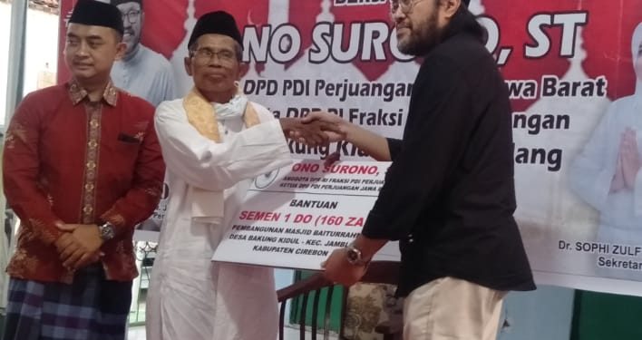 Safari Ramadan DPRI Ono Surono Di Desa Bakung Kidul Saling Berbalas Pantun