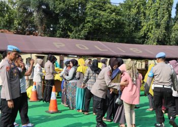 Tekan Inflasi, Polresta Cirebon Gelar Bazar Pangan Murah Ramadan