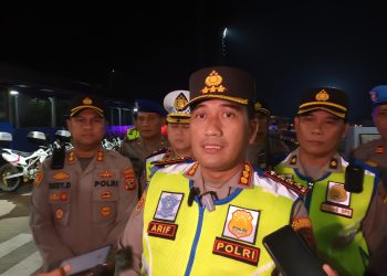 Kapolresta Cirebon Pantau Arus Mudik Gelombang Pertama di GT Palimanan