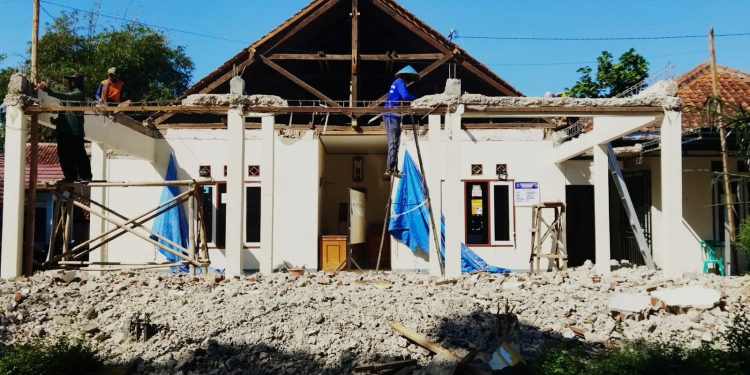 BanProv Tahun 2023 Cair, Pemdes Susukantonggoh Renovasi Pendopo Kantor Desa