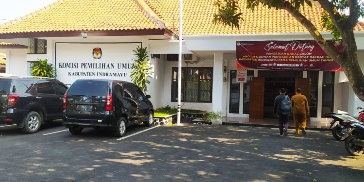 Pengajuan Bacaleg Pemilu 2024, KPU Indramayu Terima 696 Bacaleg, PBB Hanya 5 Bakal Calon