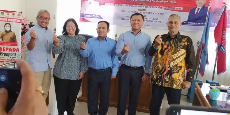 Perumdam TDA Indramayu Lakukan MoU dengan ITS Surabaya
