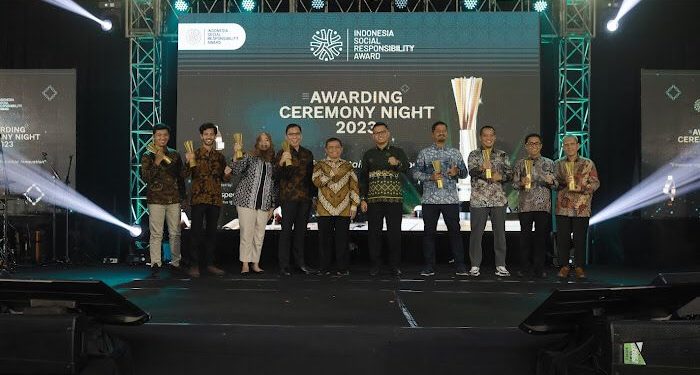 Kilang Pertamina Balongan Raih Penghargaan Indonesia Social Responsibility Award 2023