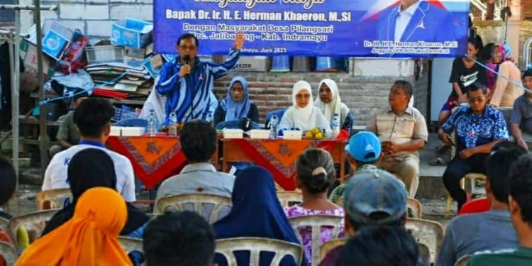 Herman Khaeron Serap Aspirasi di Pilangsari Indramayu