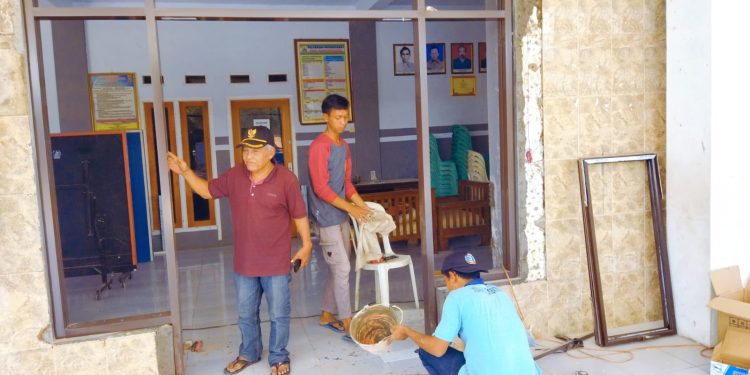 BanProv Cair, Pemdes Karangmangu Rehabilitasi Kantor Desa